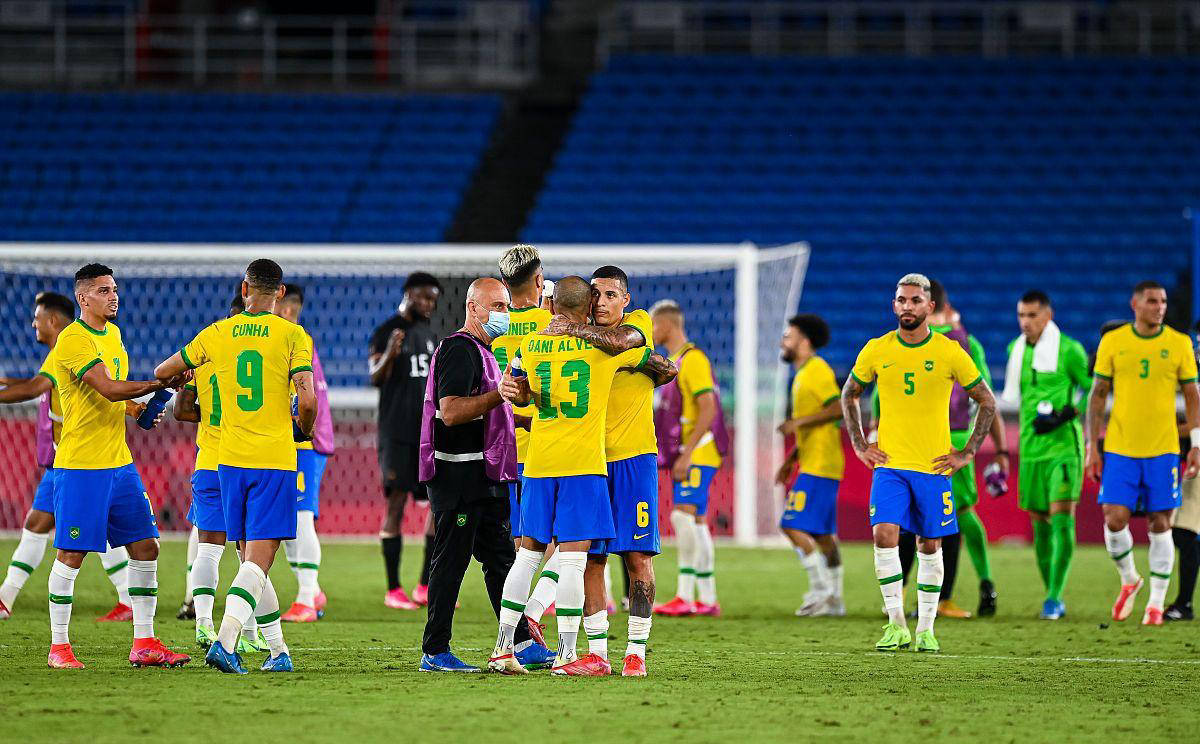 尼斯客场逼平拉夫尔，保持近期不败势头