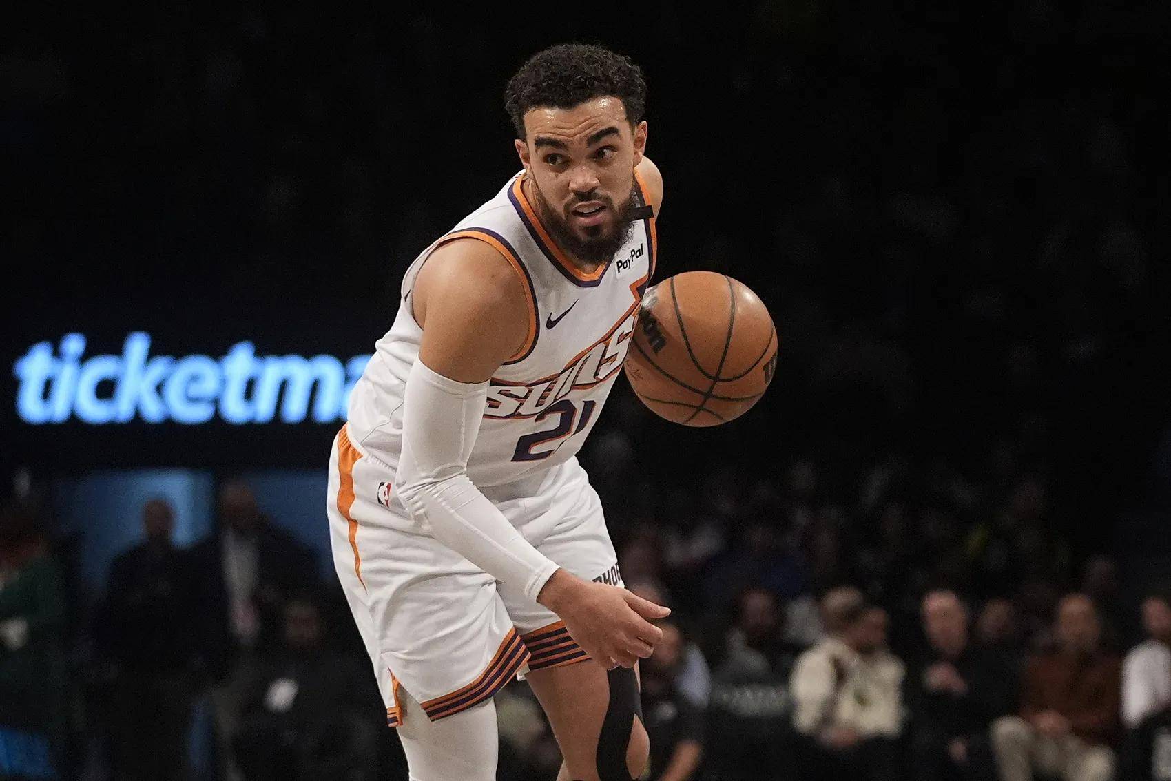 熊猫体育官方网站-鹈鹕逆转太阳,晋级季后赛次轮